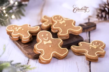 gingerbread cookie sandwiches